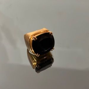 Brazilian made ring with blk stone in gold setting